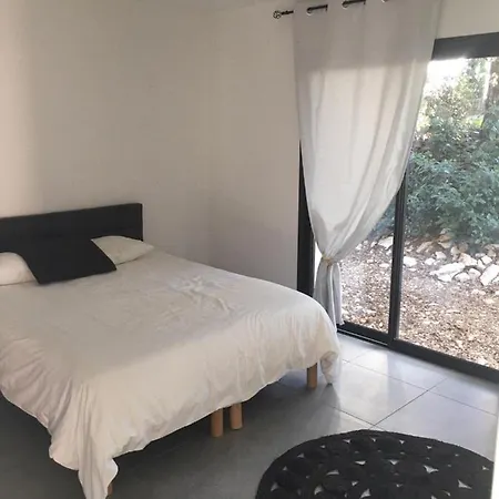 La Valdi * 尼姆